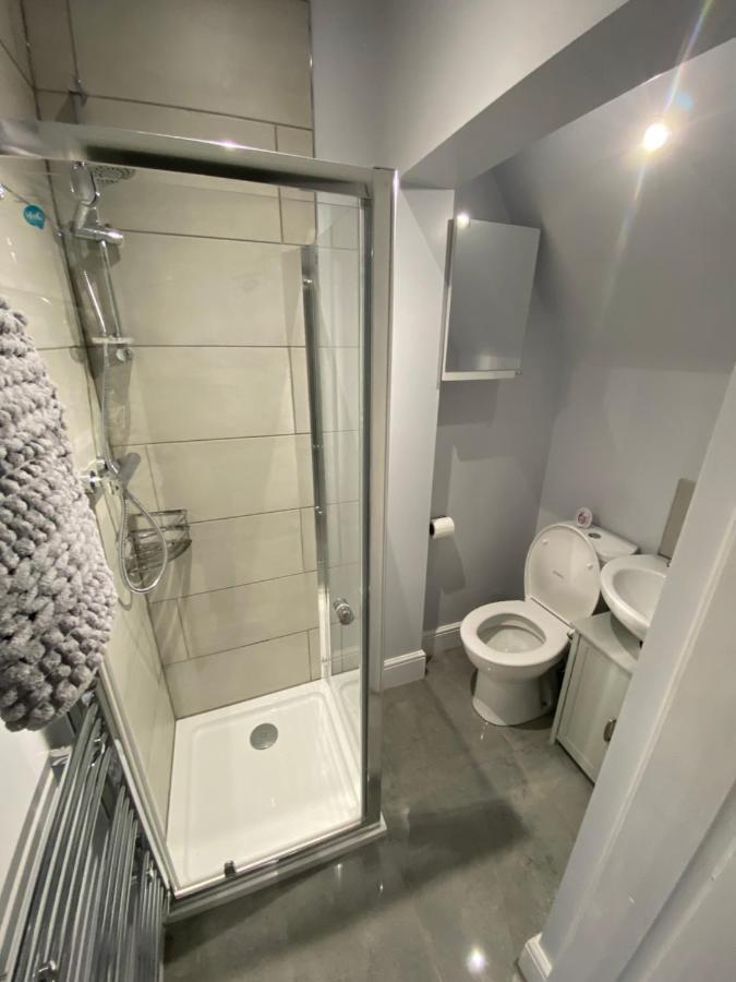 Private & Modern En-Suite Rooms Town Centre Self Check-In Барнзли Екстериор снимка